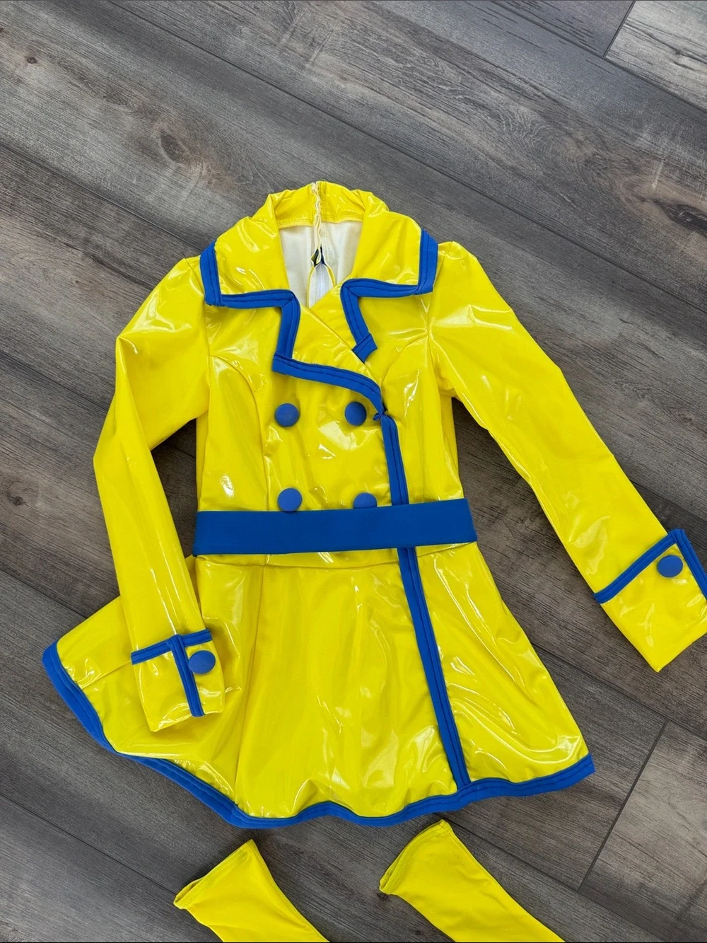 Weissman costume “singin’ in the rain” size SC - small child
